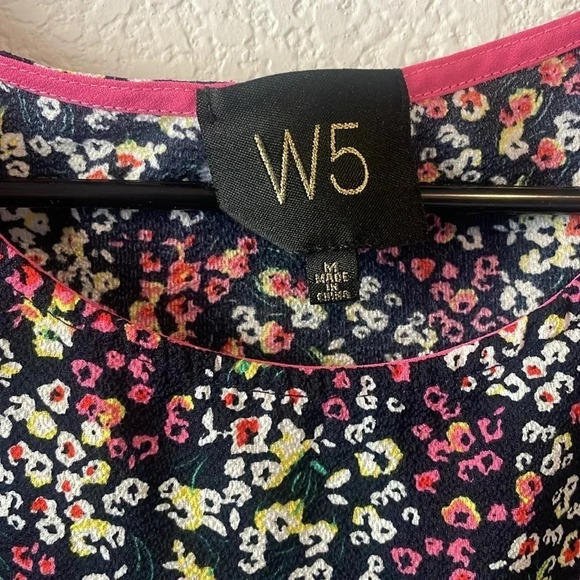 W5 floral peplum blouse Medium - Picture 2 of 6